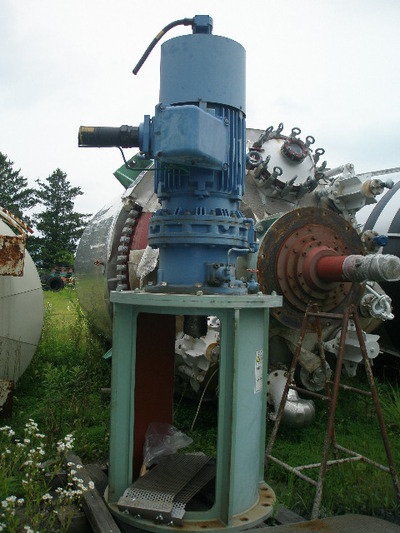 75KW　竪型サイクロ減速電動機